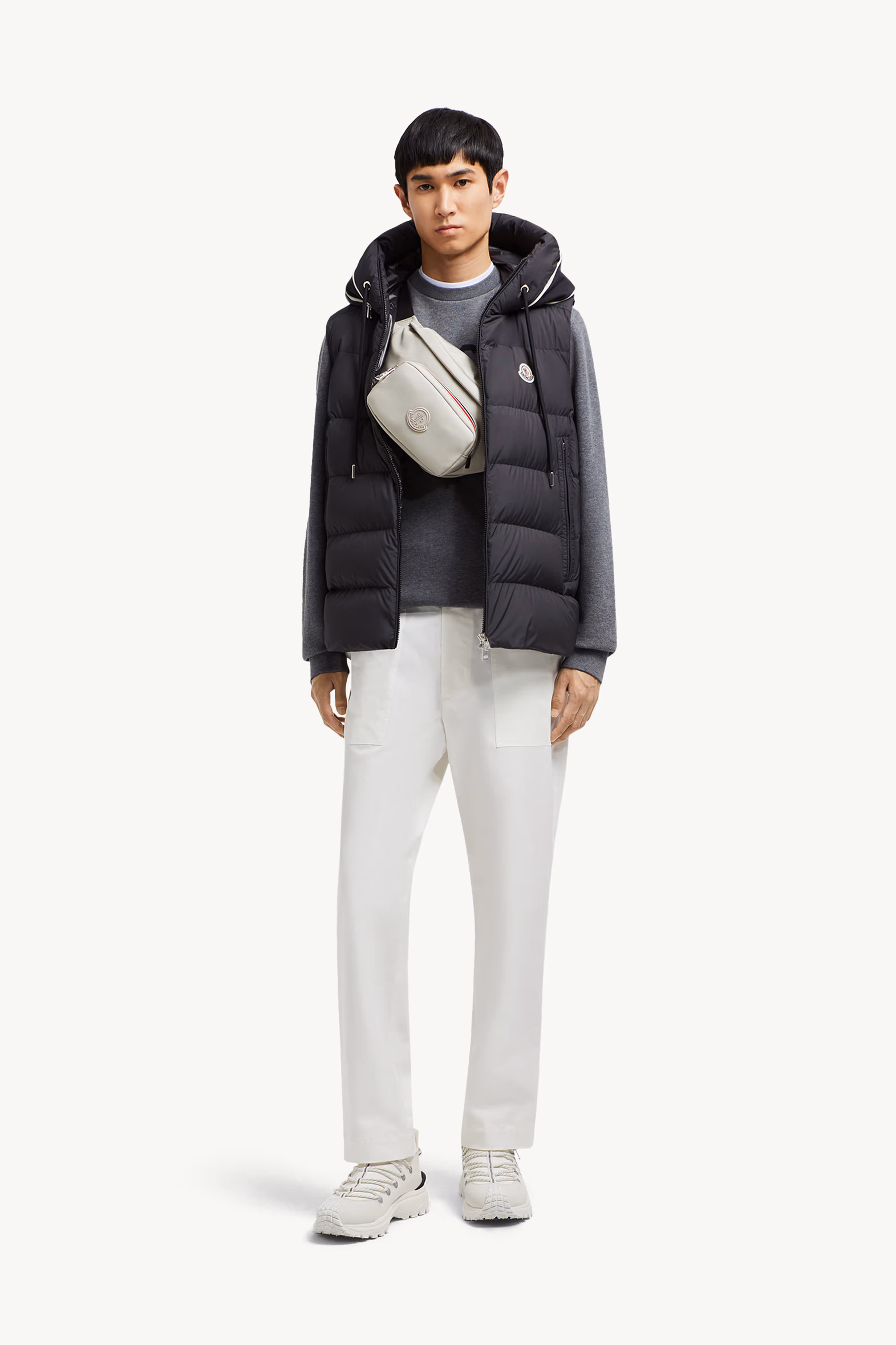 Cardamine Hooded Down Vest Men Black Moncler 0